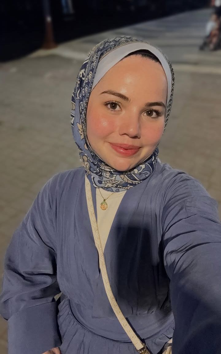 Çapa Beni Sevecek Kadın Escort Nazım